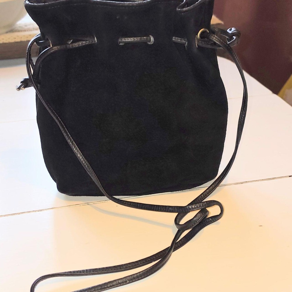 VTG L.J. Simone New York Black Suede Leather Bucket Crossbody Bag 80s 90s